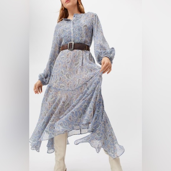 Dress Forum Dresses & Skirts - Dress Forum Los Angeles Shark-bite Hem Midi Dress